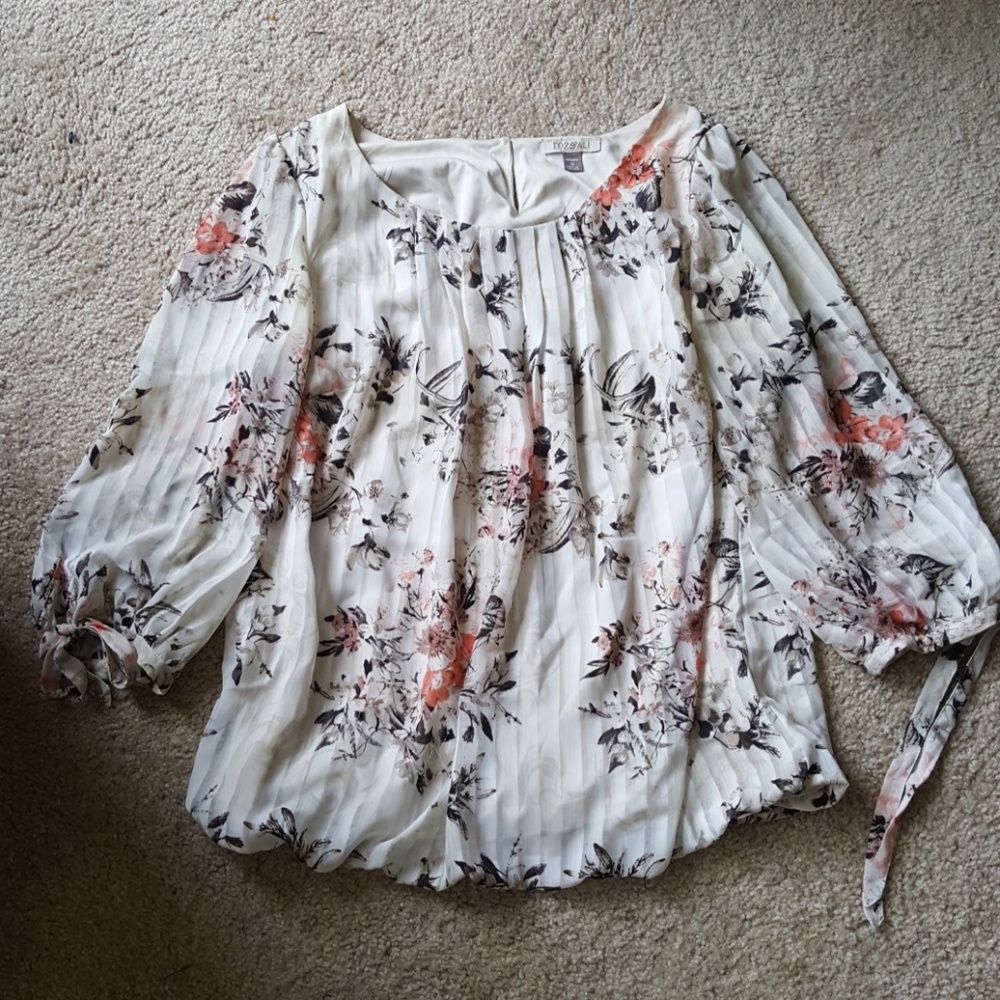 DressBarn Bubble Hem Floral Top